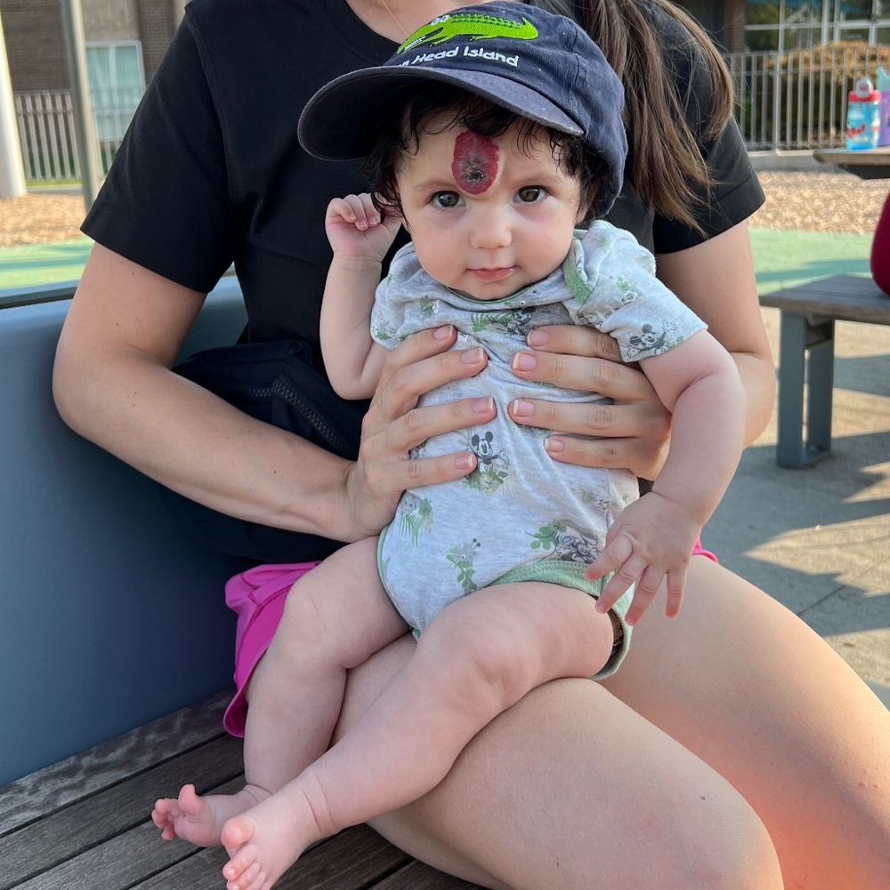 Meet your Posher, Avery